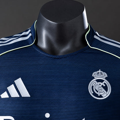 Real Madrid 21/22 third jersey detail